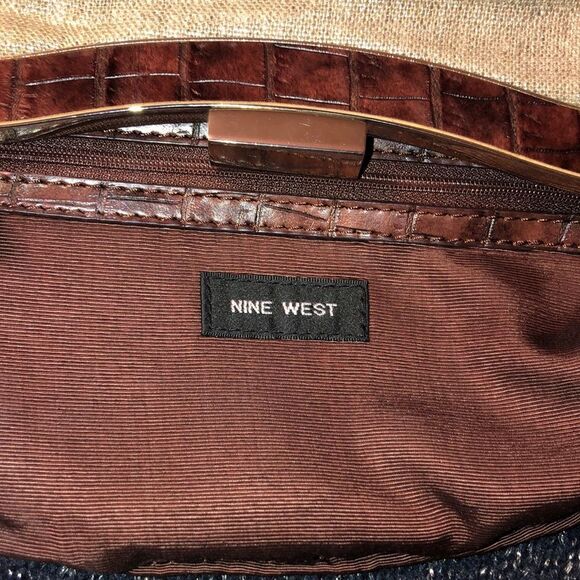 Nine West Shimmer Metallic Burlap Leather Combo Double Link Chain Clutch